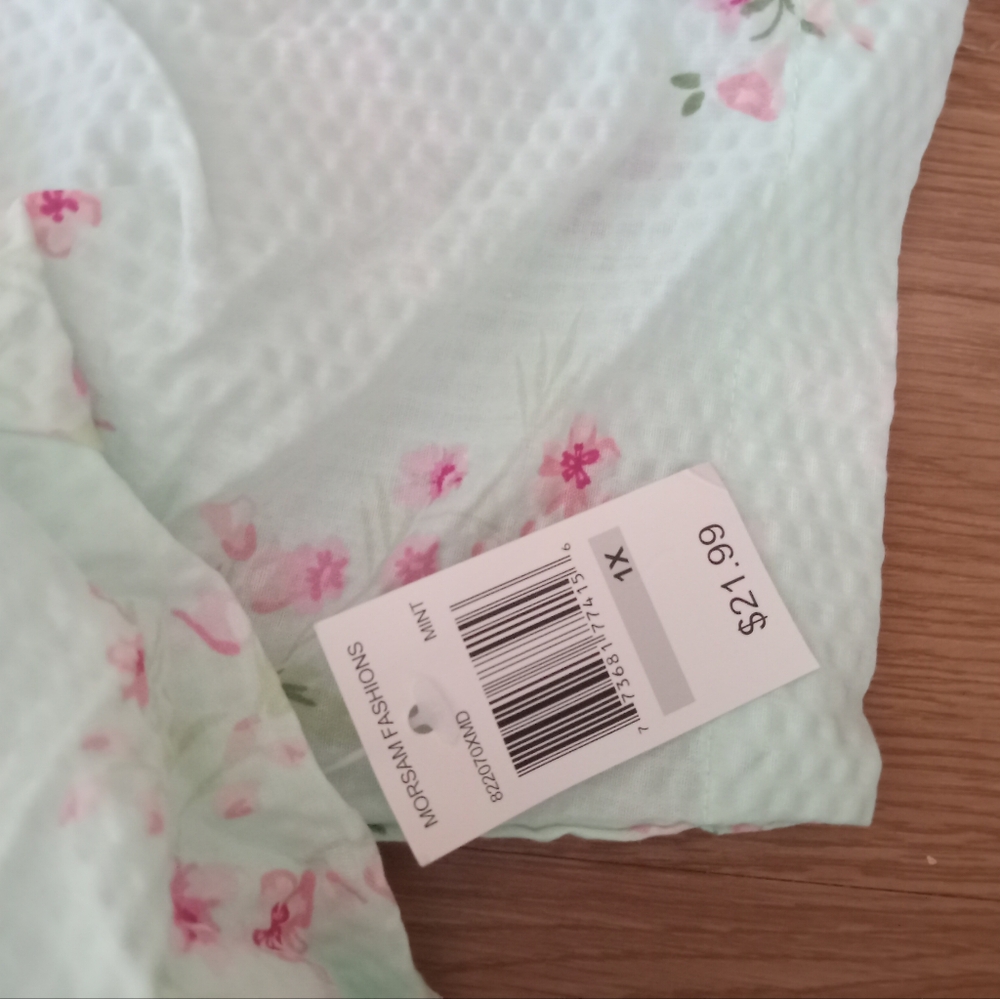 Nwt womens 1x house coat